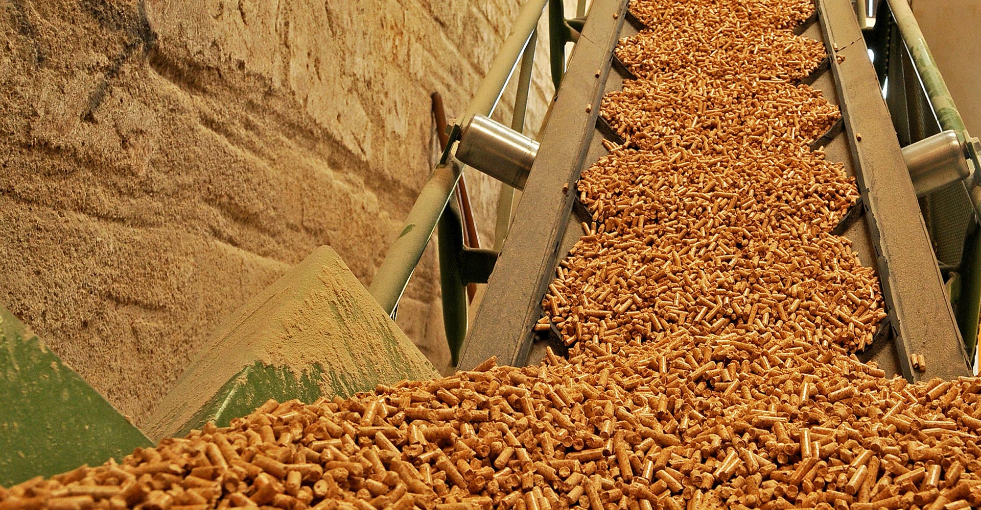 Завод по производству комбикормов из фуражного зерна