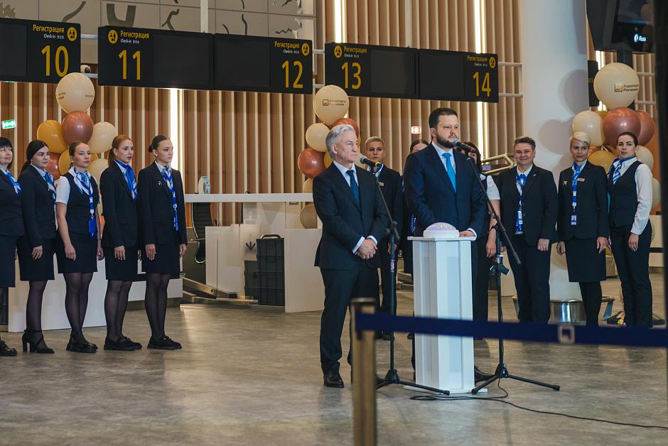  Новый современный аэровокзальный комплекс Международного аэропорта Благовещенск (Игнатьево) им. Н.Н. Муравьева-Амурского введен в эксплуатацию - старт его работе дал президент России Владимир Владимирович Путин